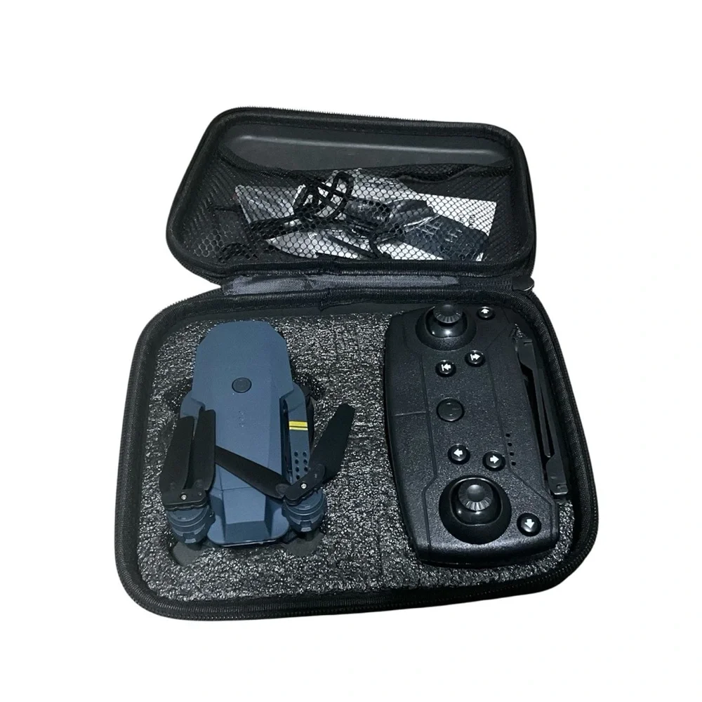Camar drone/ Compact Black Drone with Controller,With Cámar .brand new.